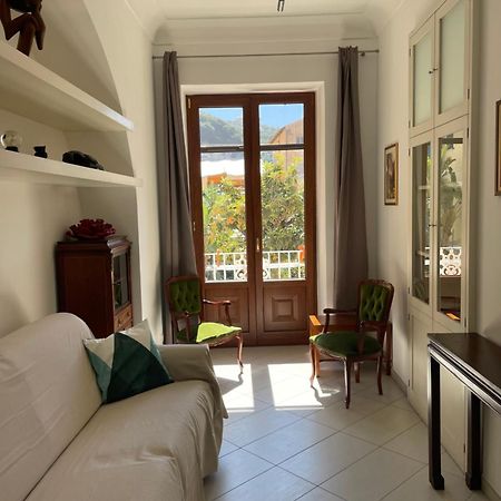 Matteo House Nel Cuore Di Сорренто Экстерьер фото